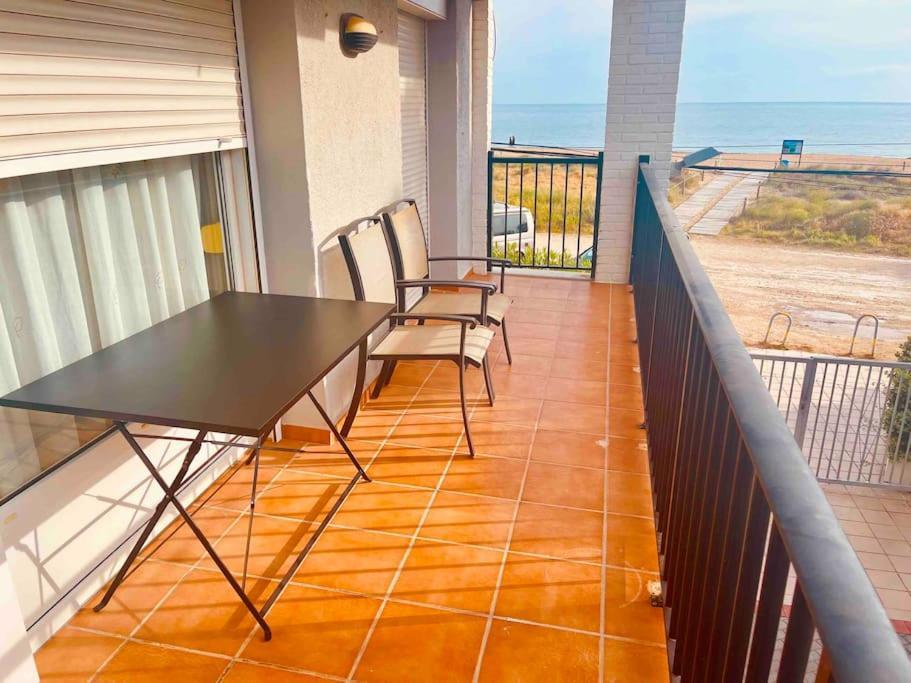 Apartamento En Primera Linea De Playa Dénia Esterno foto