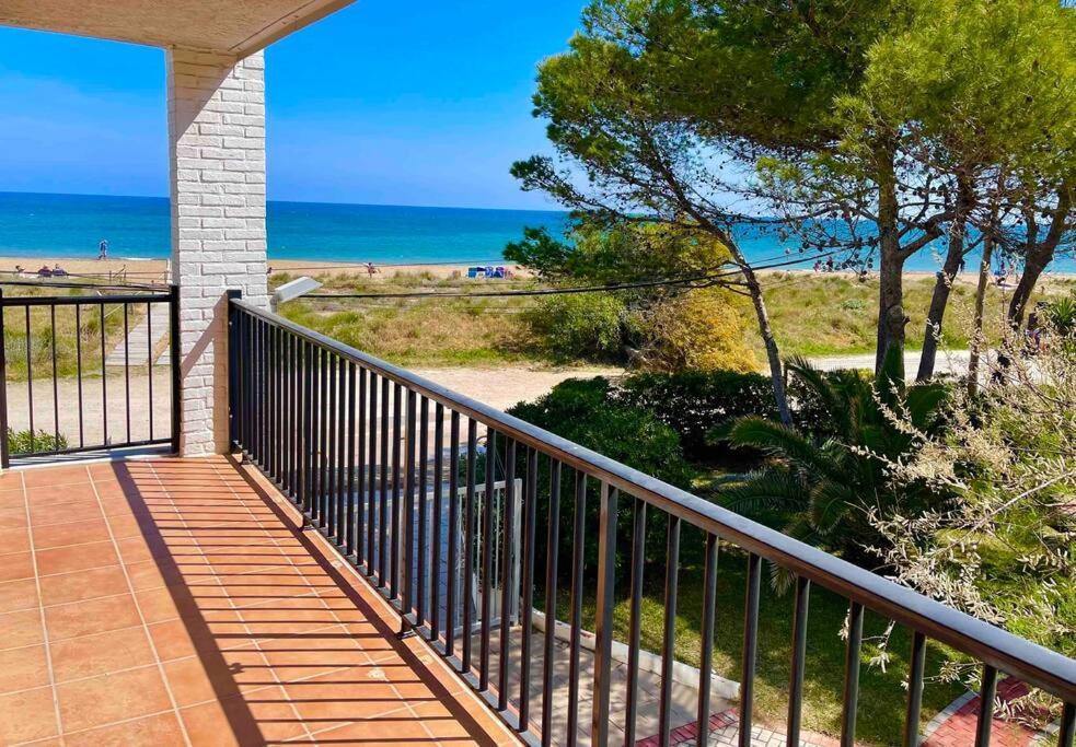 Apartamento En Primera Linea De Playa Dénia Esterno foto